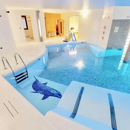 Triestevillas Opicina - 500m² Cinema+pool+sauna+gym Villa *