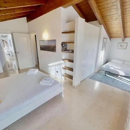 Triestevillas Opicina - 500m² Cinema+pool+sauna+gym Villa Opicina